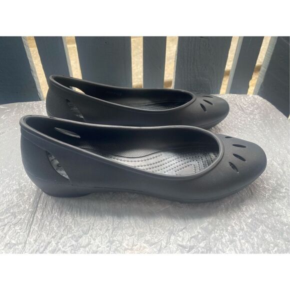 Crocs Women's Kelli Ballet Flat black 8 M US - Picture 5 of 9